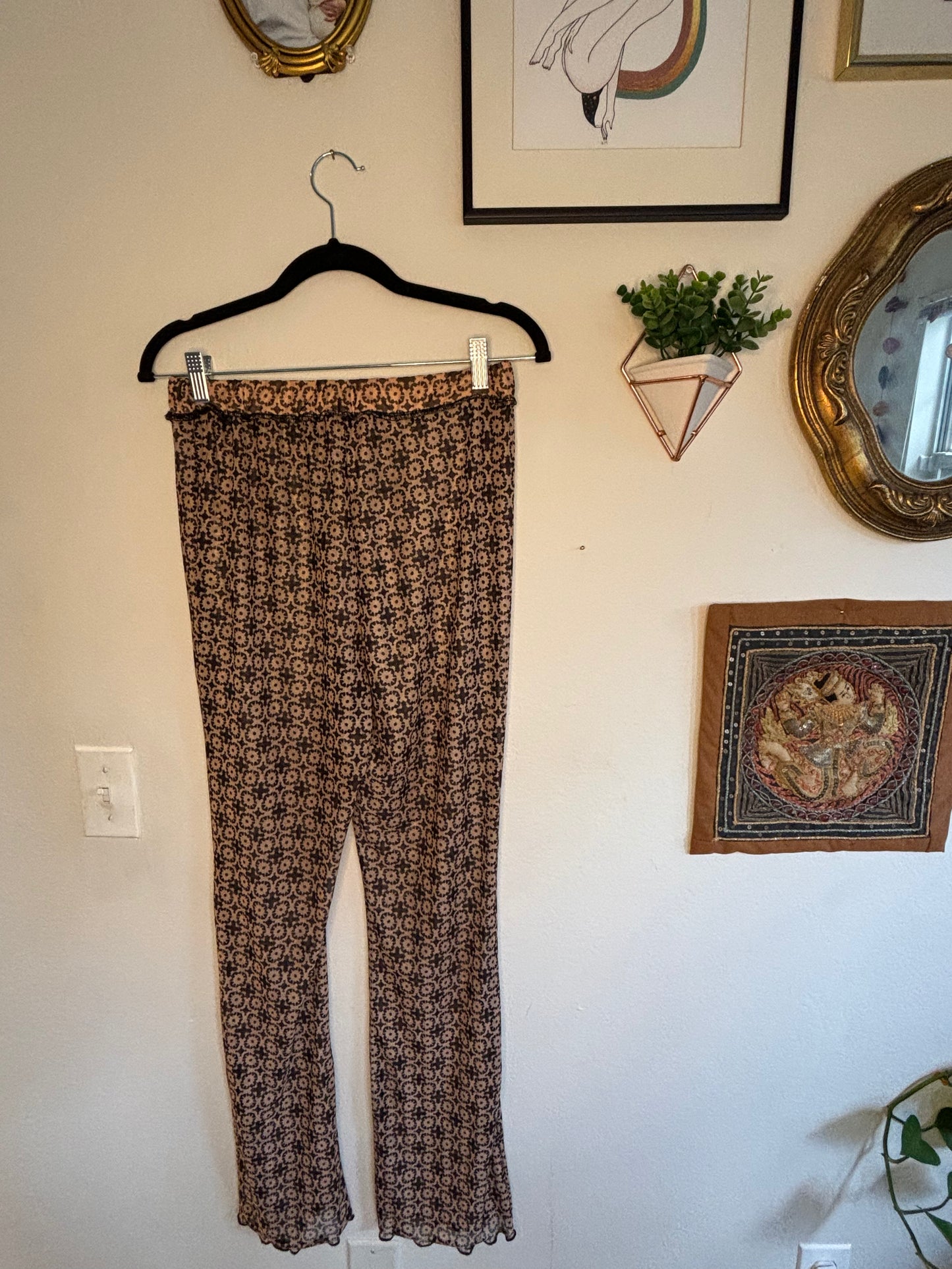 Mesh Printed Pants